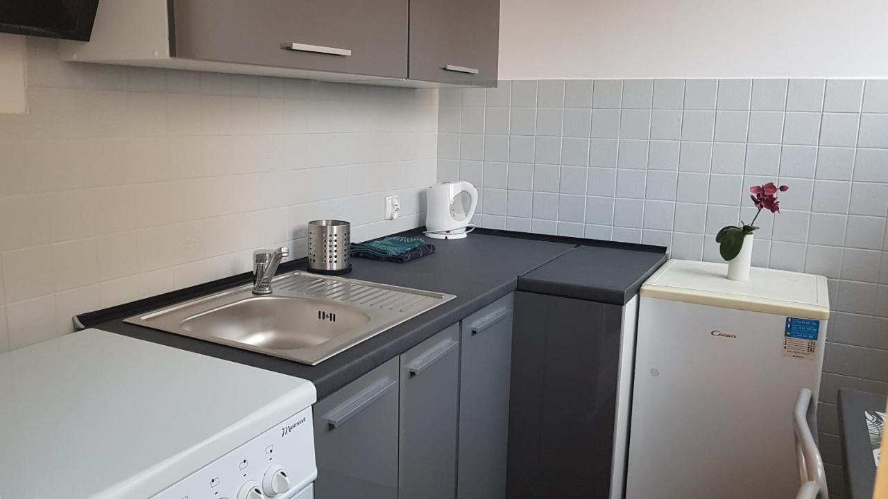 Sand Apartment Вроцлав Екстериор снимка