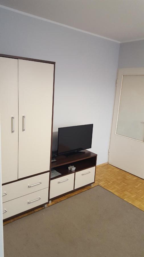 Sand Apartment Вроцлав Екстериор снимка